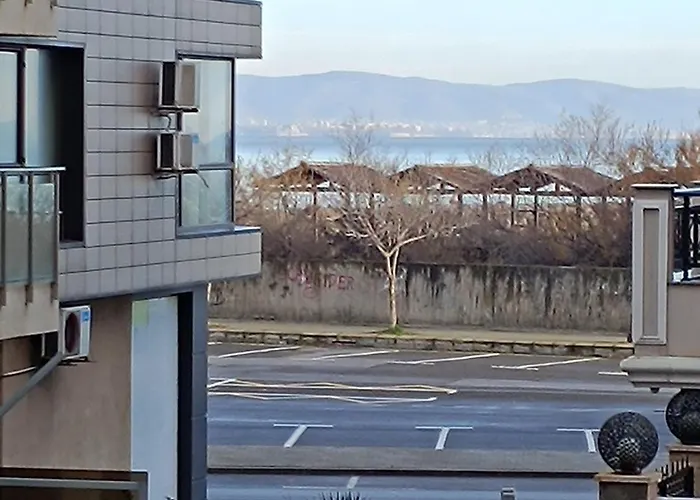 Appartamento Chaika *